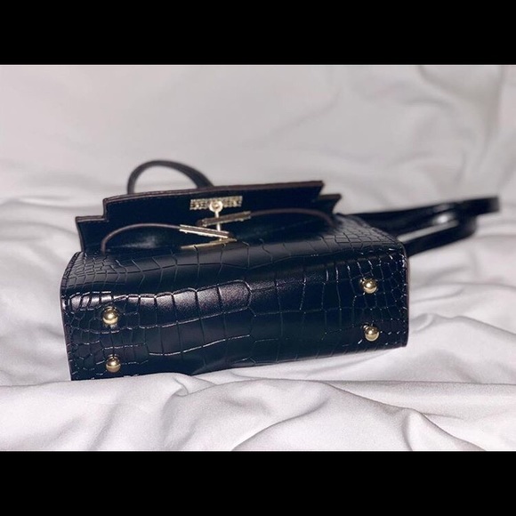 Crocodile print crossbody - Picture 3 of 5